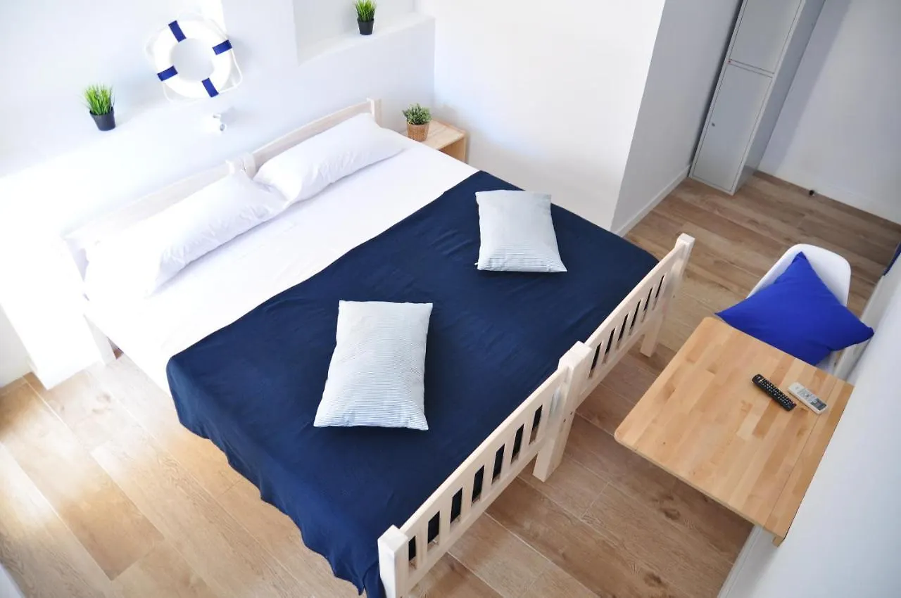 Guest house Hostal Porto Mar Salou