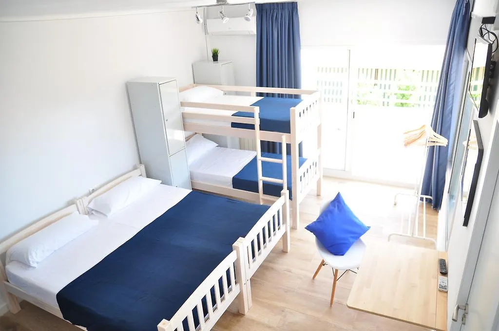 Hostal Porto Mar Salou 3*,  Spain