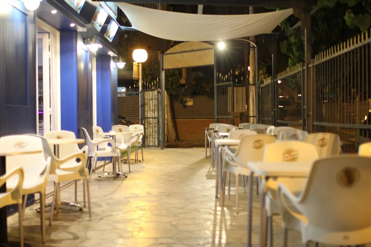 Hostal Porto Mar Salou Guest house