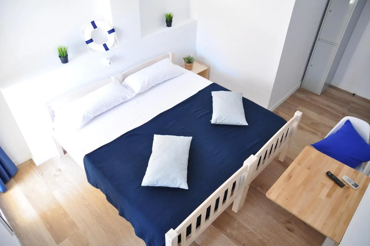 Guest house Hostal Porto Mar Salou